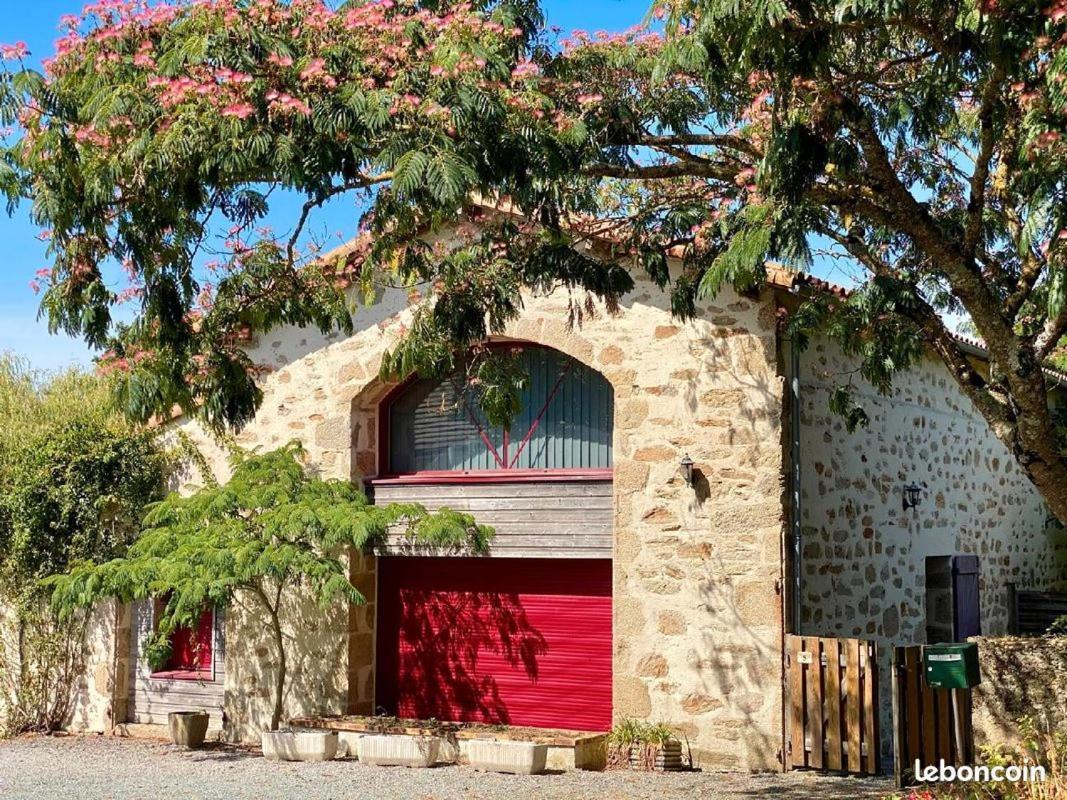 Gites Ruraux A La Gaubretiere, En Vendee Exterior photo